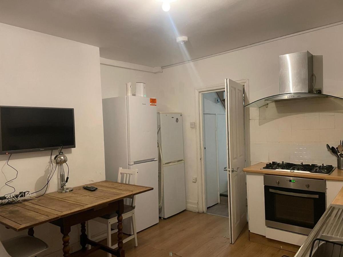 Balham, South London Spacious Guest House 1, 6 Rooms Available Exterior foto